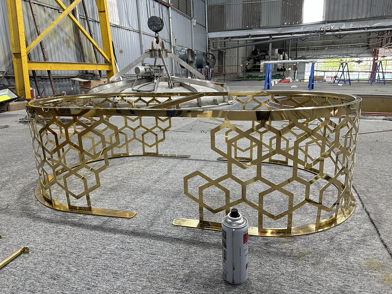 Khám phá nội thất mạ Pvd Hà Nội theo phong cách hiện đại 3 Ứng dụng nội thất mạ pvd vào nội thất gia đình hiện đại