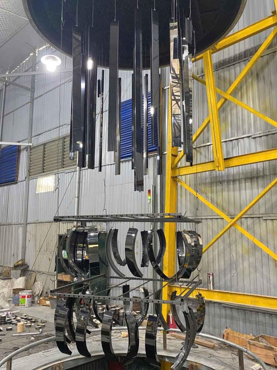 Những ứng dụng sáng tạo của nẹp inox đen