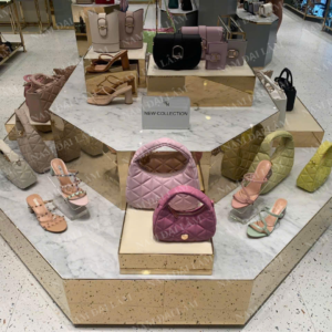 Thiet ke chua co ten 40