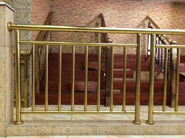 Lan Can Inox Mạ Màu: Bí Quyết Giữ Vẻ Đẹp Sang Trọng Theo Thời Gian 1 avata lan can inox mạ màu