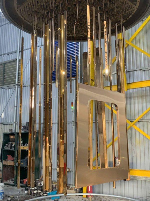 Quy trình mạ PVD cao cấp – Tinh xảo đến từng lớp phủ 1 Ứng dụng thực tế: Nẹp U inox mạ vàng