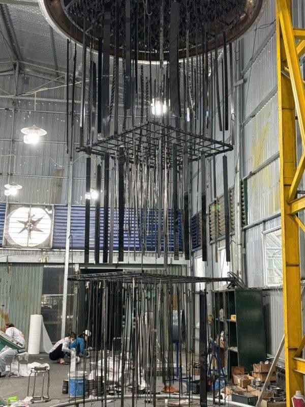 Mạ inox đen là gì? Ứng dụng nổi bật trong nội thất và kiến trúc hiện đại 1 avata mạ inox đen